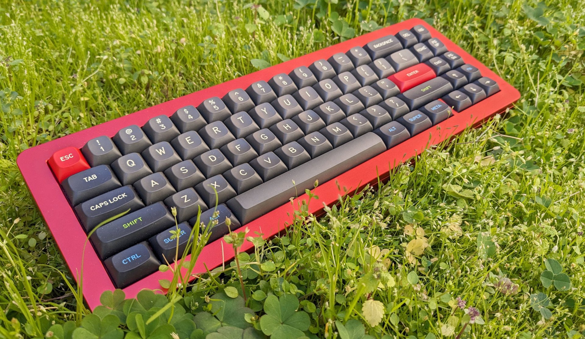 WhiteFox Eclipse + Matt3o Edition